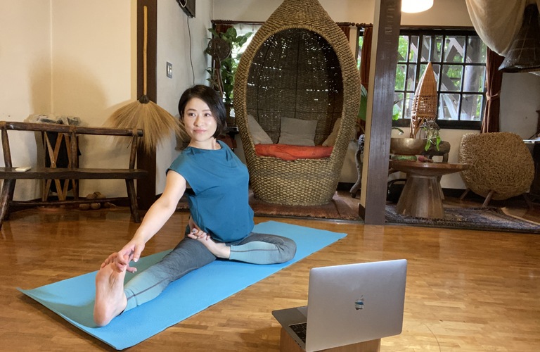 体がだるいし疲れやすい！それは腎臓の疲れかも！ヨガで解消しよう！ワタナベスタジオ